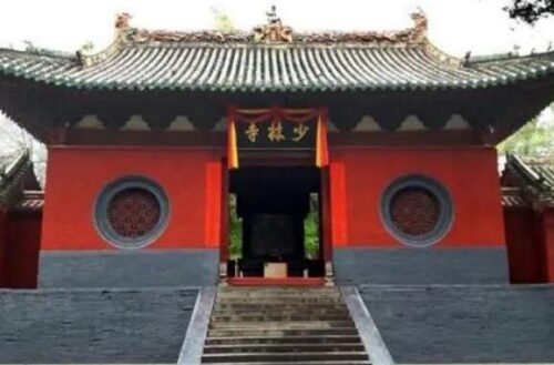 中国十大名寺排行榜(全国最灵验的寺庙排名第一名)插图2
